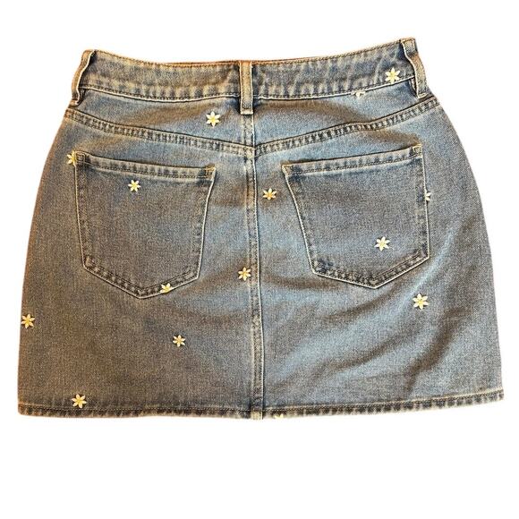 PACSUN Embroidered Flower Floral Denim Jean Miniskirt Women's Size 27 4 - Picture 2 of 5